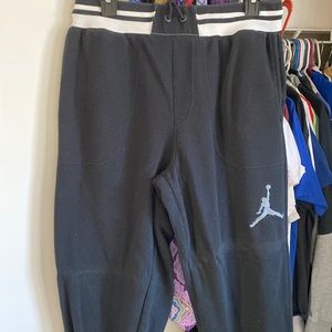 Large Jordan sweatpants